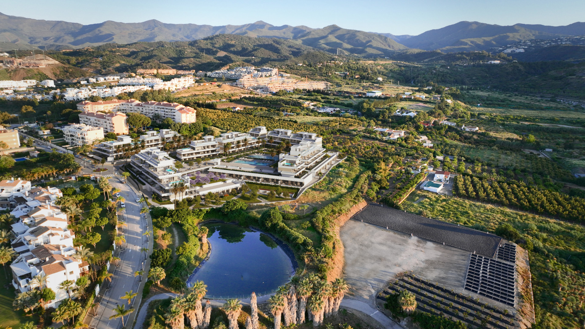 Apartments with Resort-Style Amenities · Photo 15