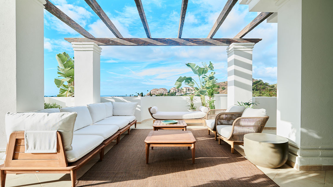 Key-Ready Apartments with Sea Views · Photo 15