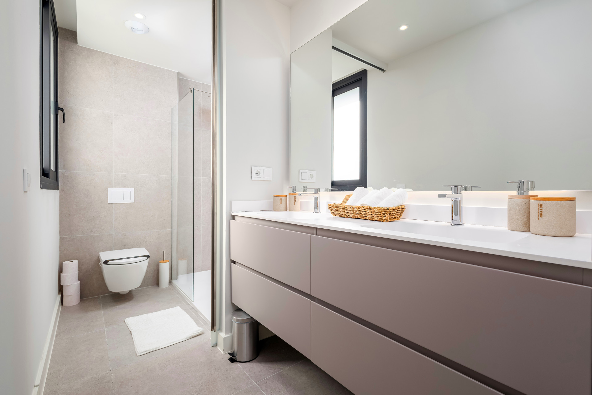 Moderní Apartmán s Výhledem na Golf · Fotografie 21
