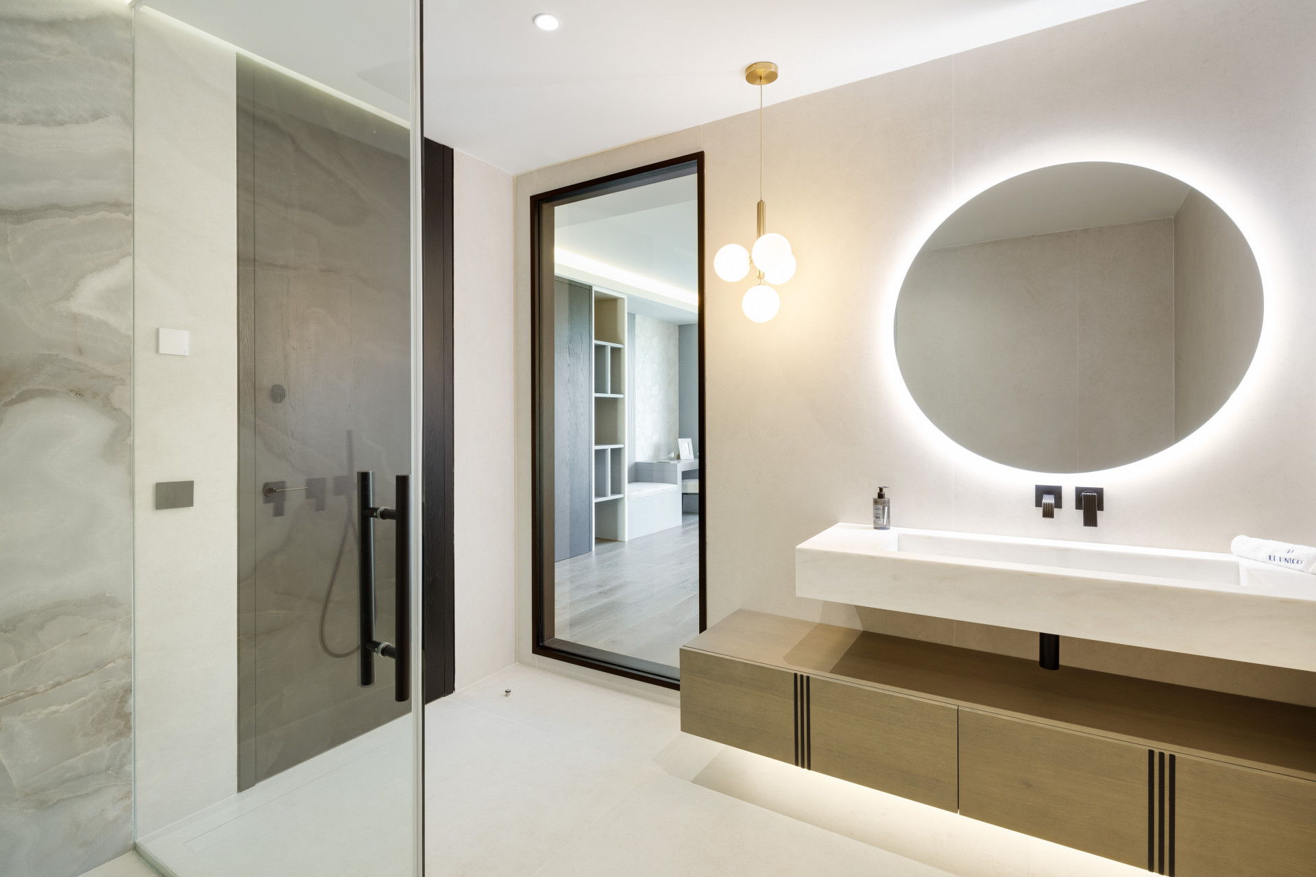 Luxury Curved Mansion in La Zagaleta · Photo 28