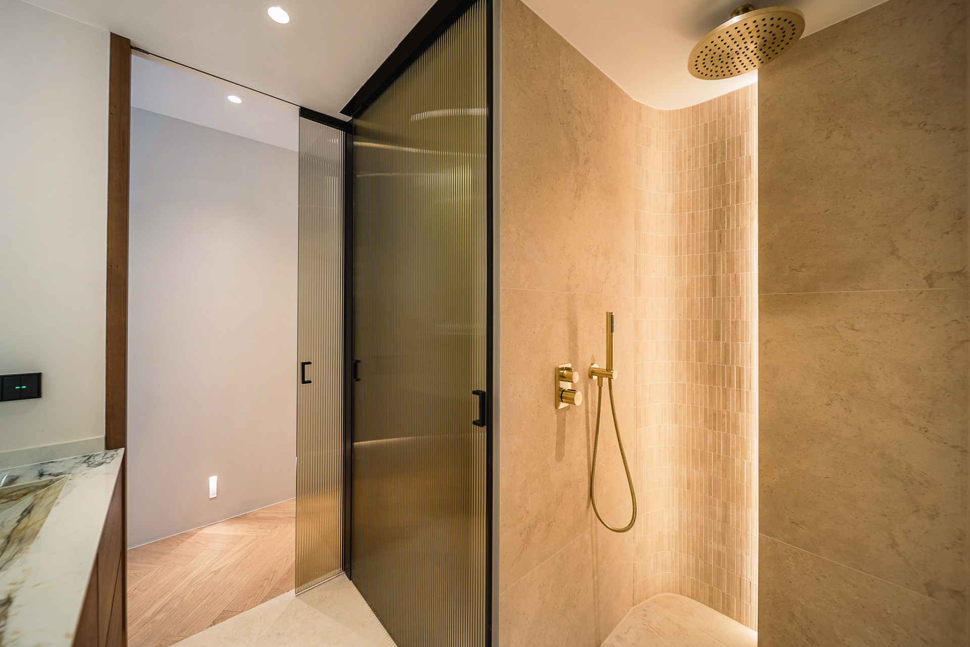 Penthouse with Panoramic Sea Views · Photo 23