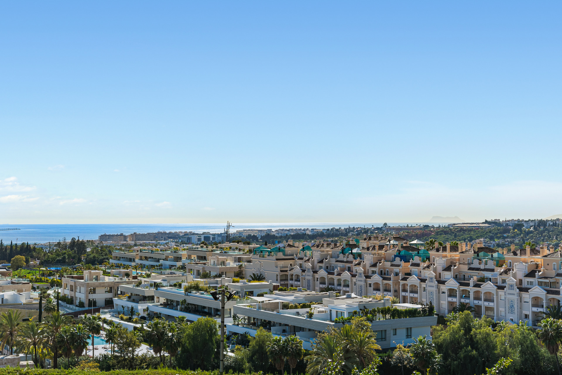 Penthouse with Panoramic Sea Views · Photo 32