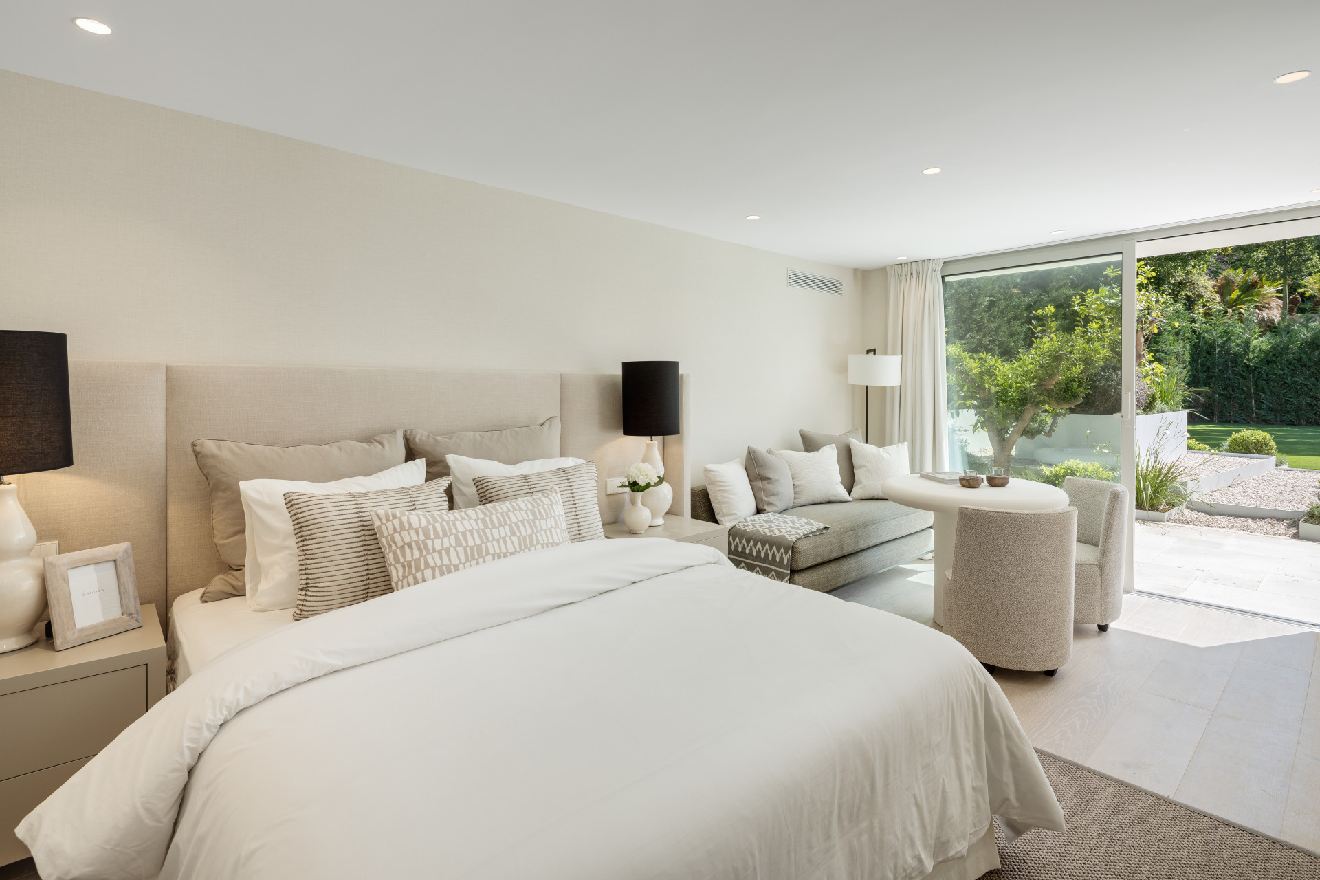 Moderní Luxusní Vila · Fotografie 18