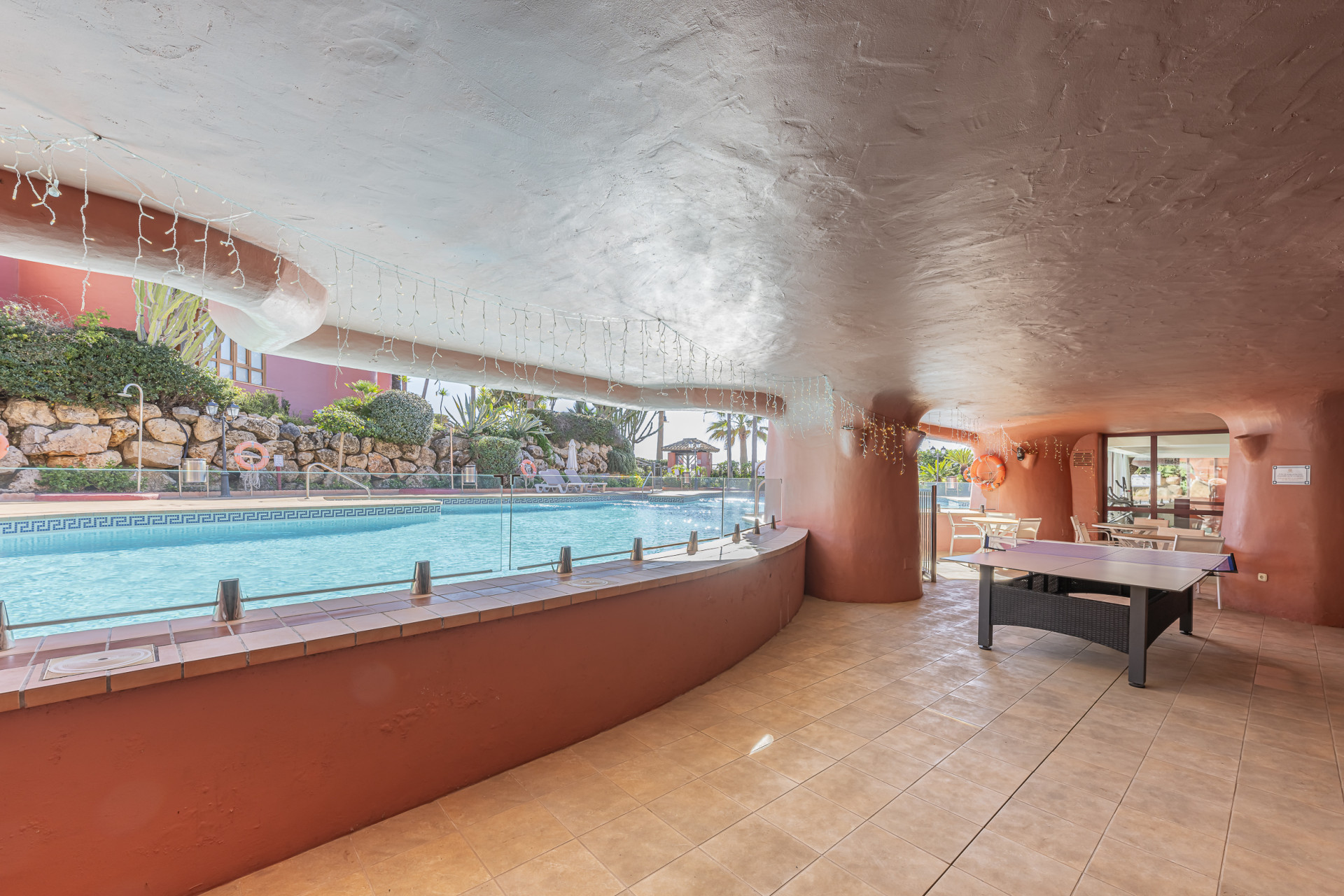 Beachfront Ground Floor Apartment · Photo 21