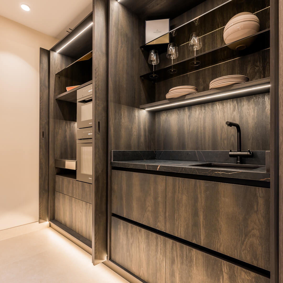 Beachfront Apartment · Photo 9