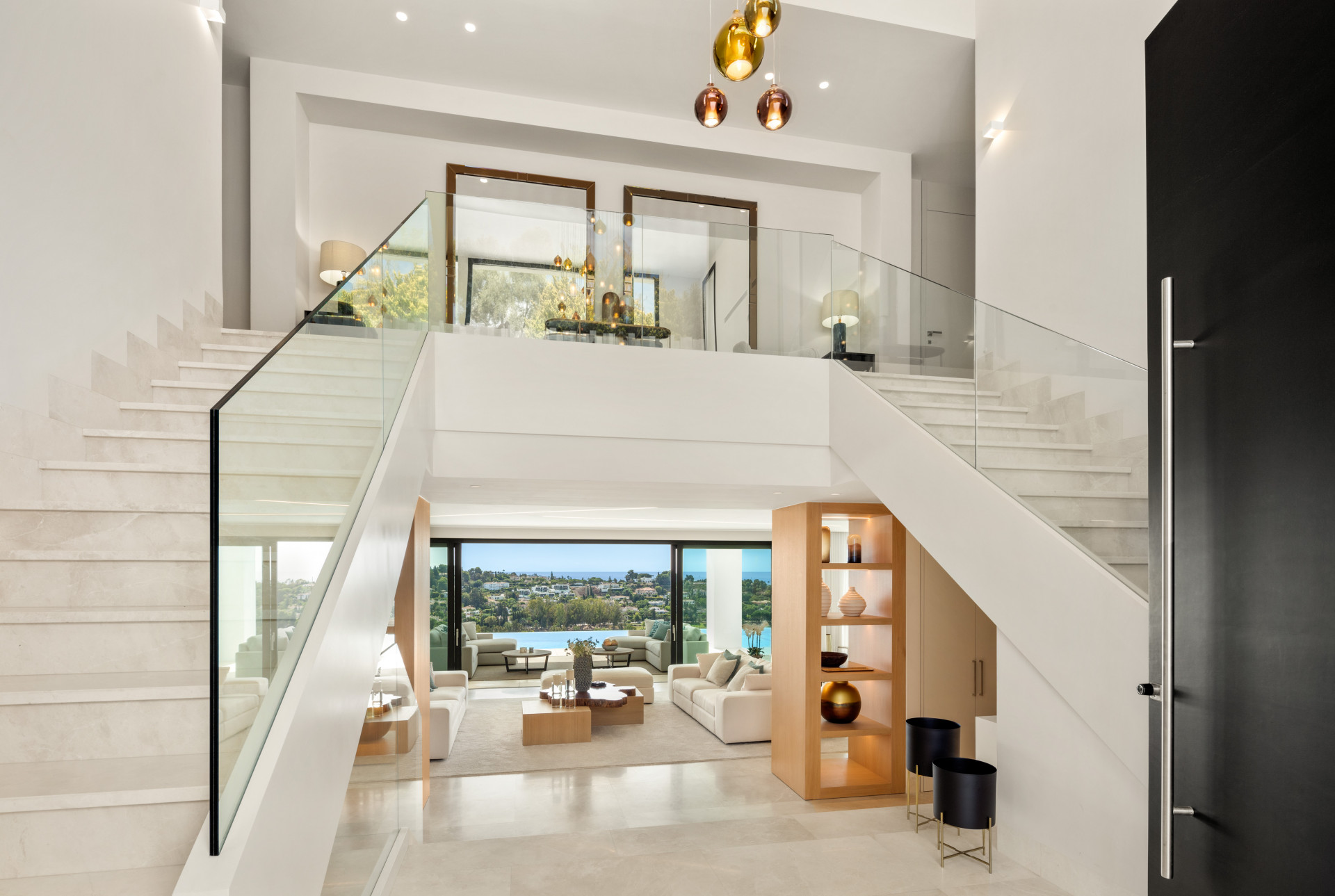 Moderní Vila s Panoramatickými Výhledy · Fotografie 11