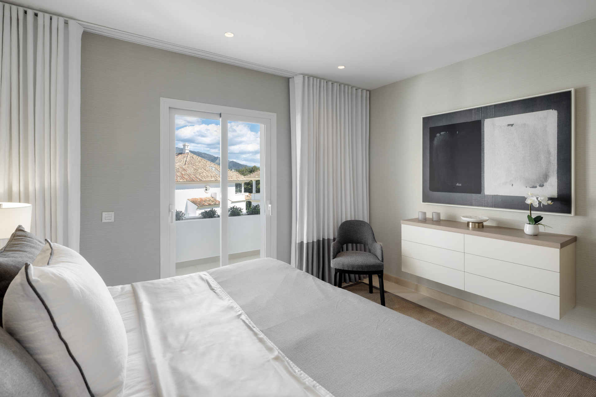 Modern Duplex Penthouse · Photo 11