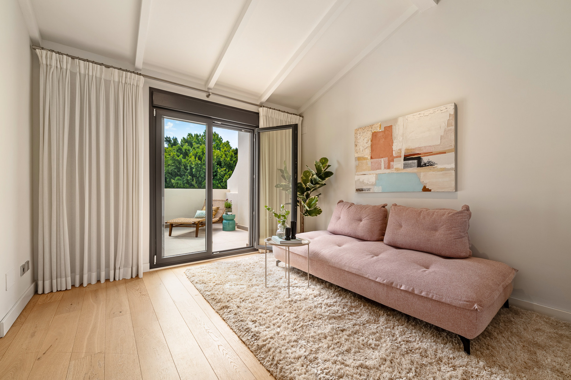 Beachside Town House · Photo 10