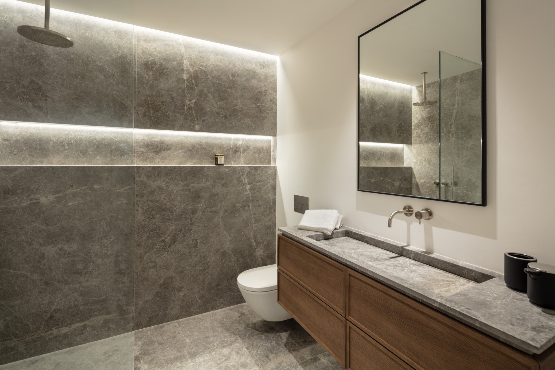 Beachside Apartment · Photo 12