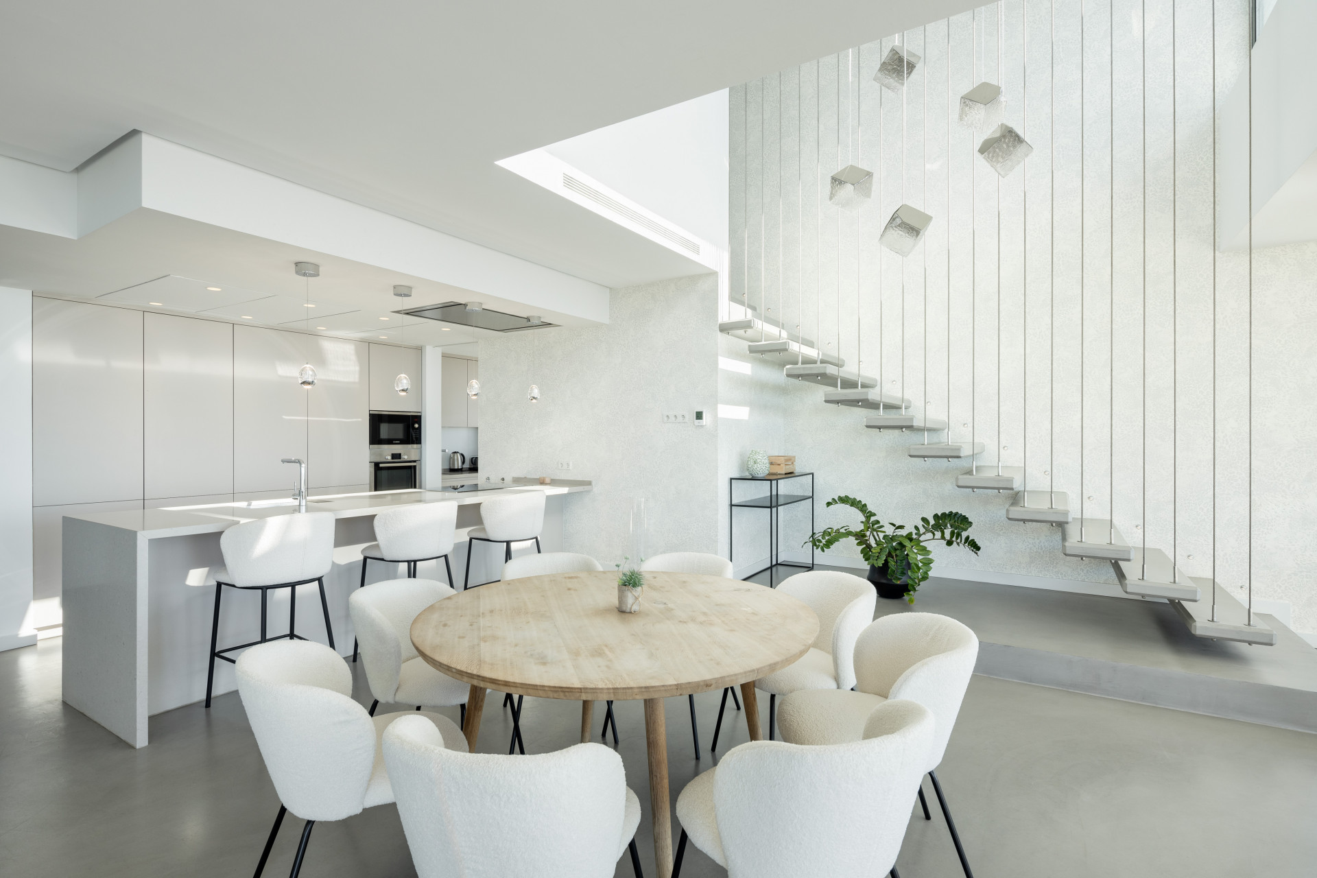 Modern Villa with Panoramic Sea Views · Photo 11