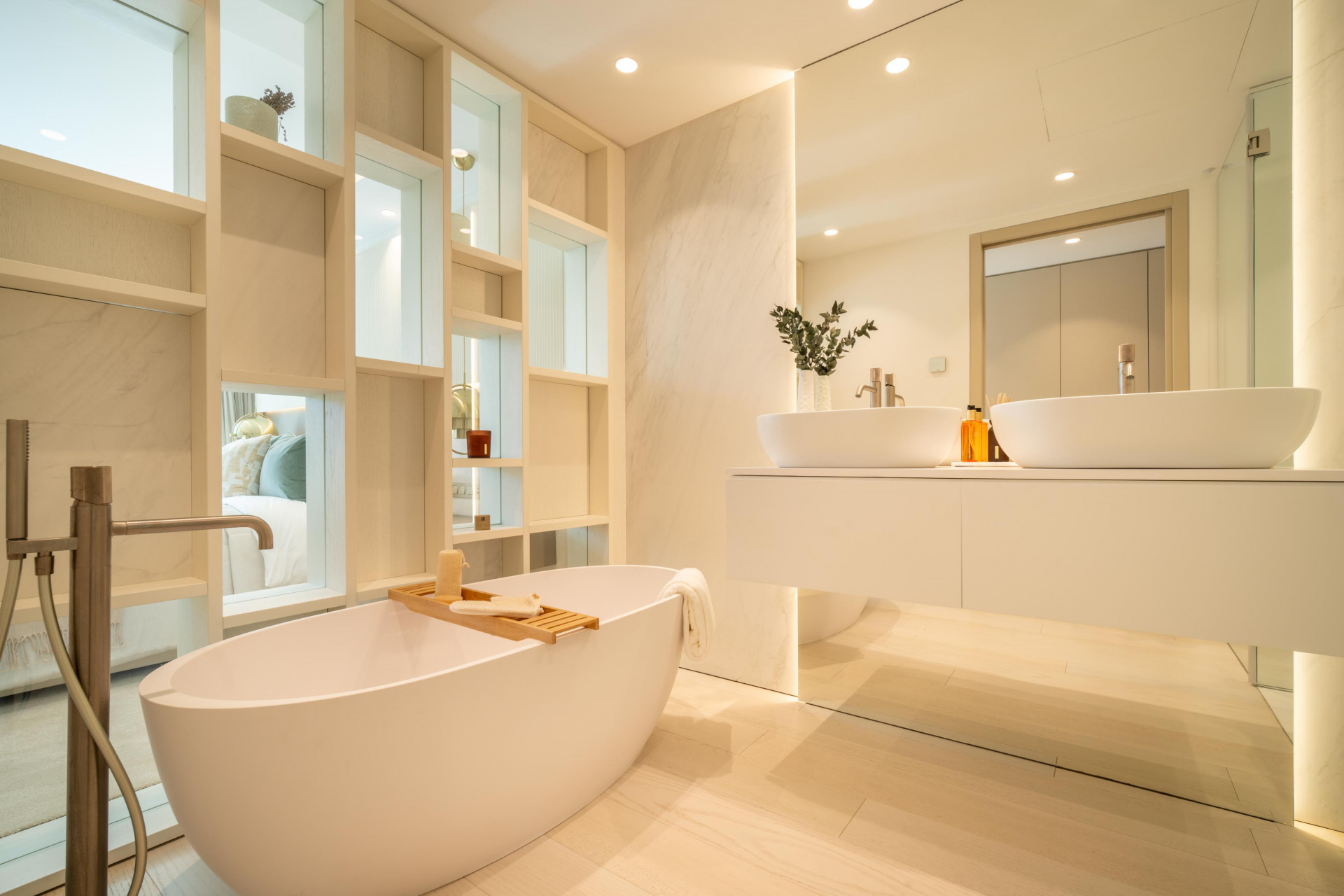 Modern Apartment · Photo 12