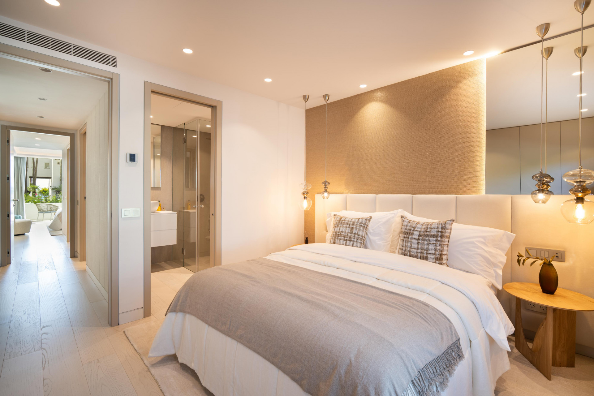 Modern Apartment · Photo 10