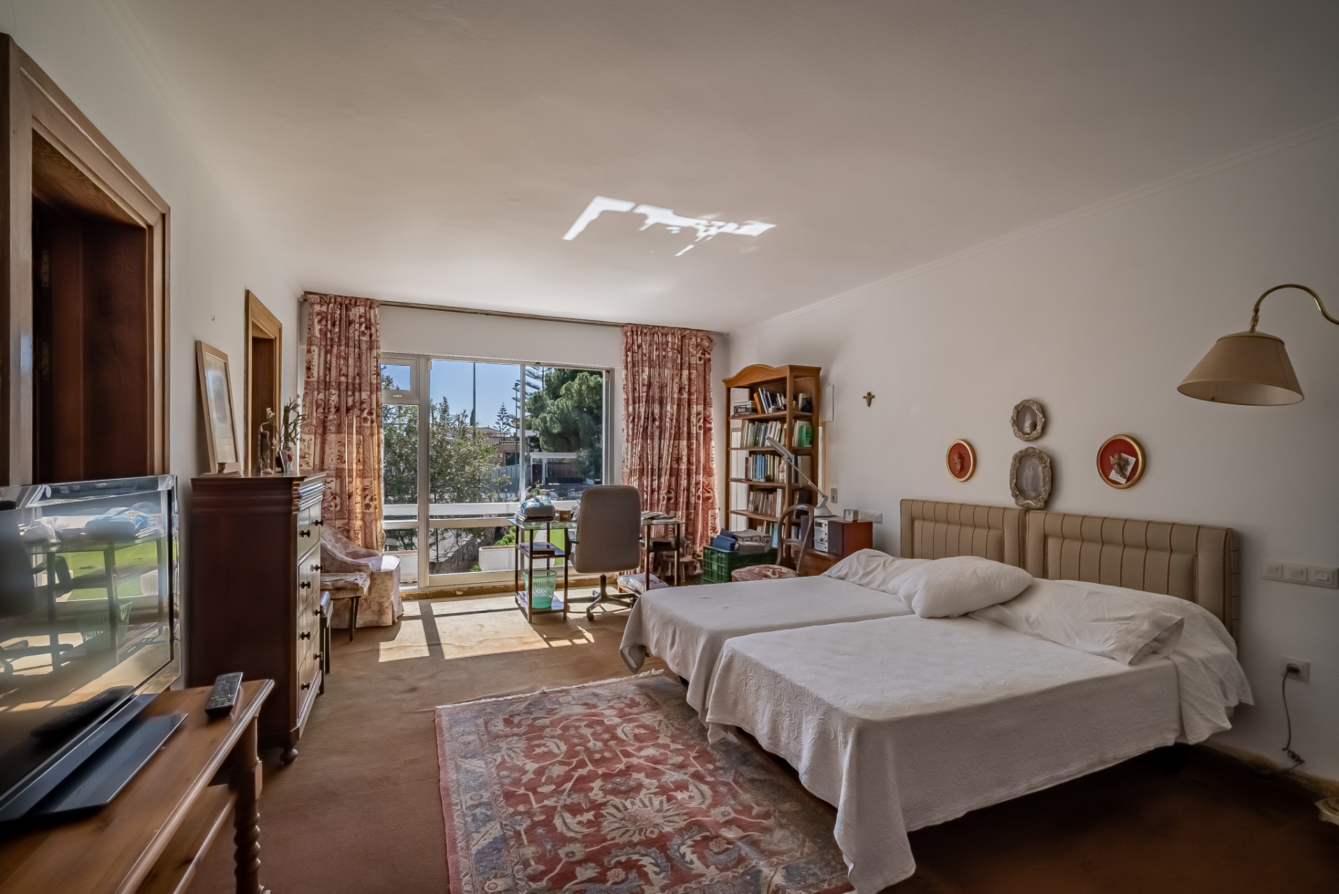 Villa with Sea Views · Photo 11