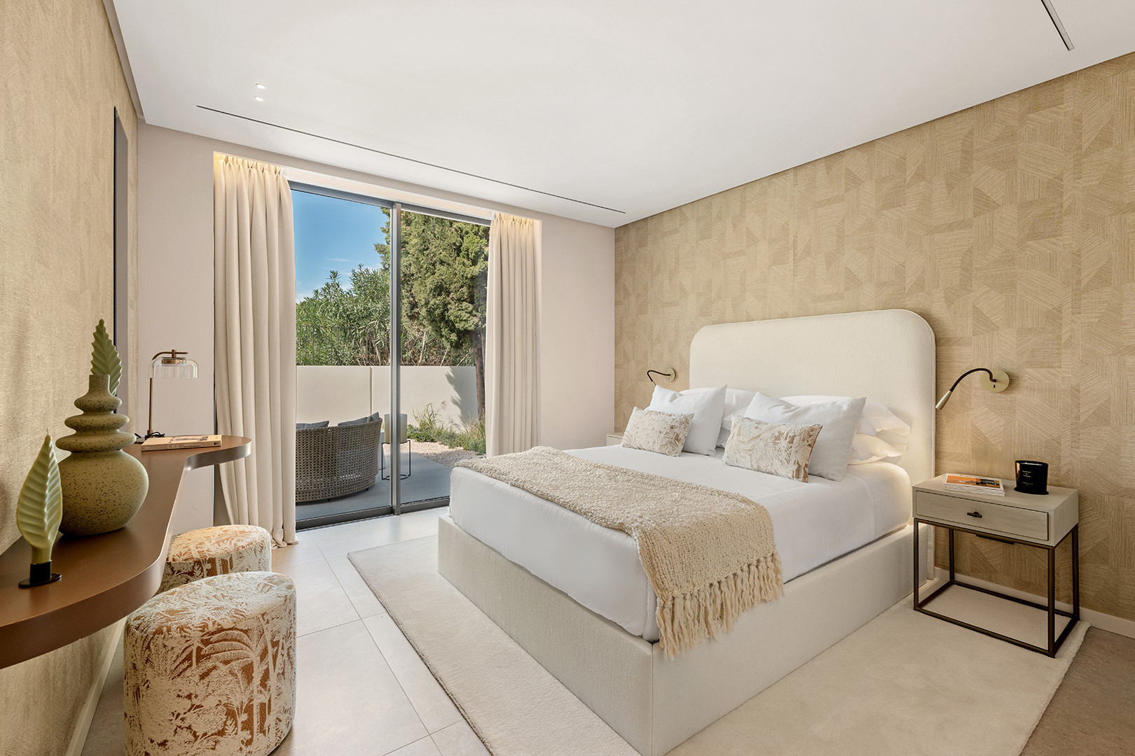Frontline Golf Villa · Photo 10
