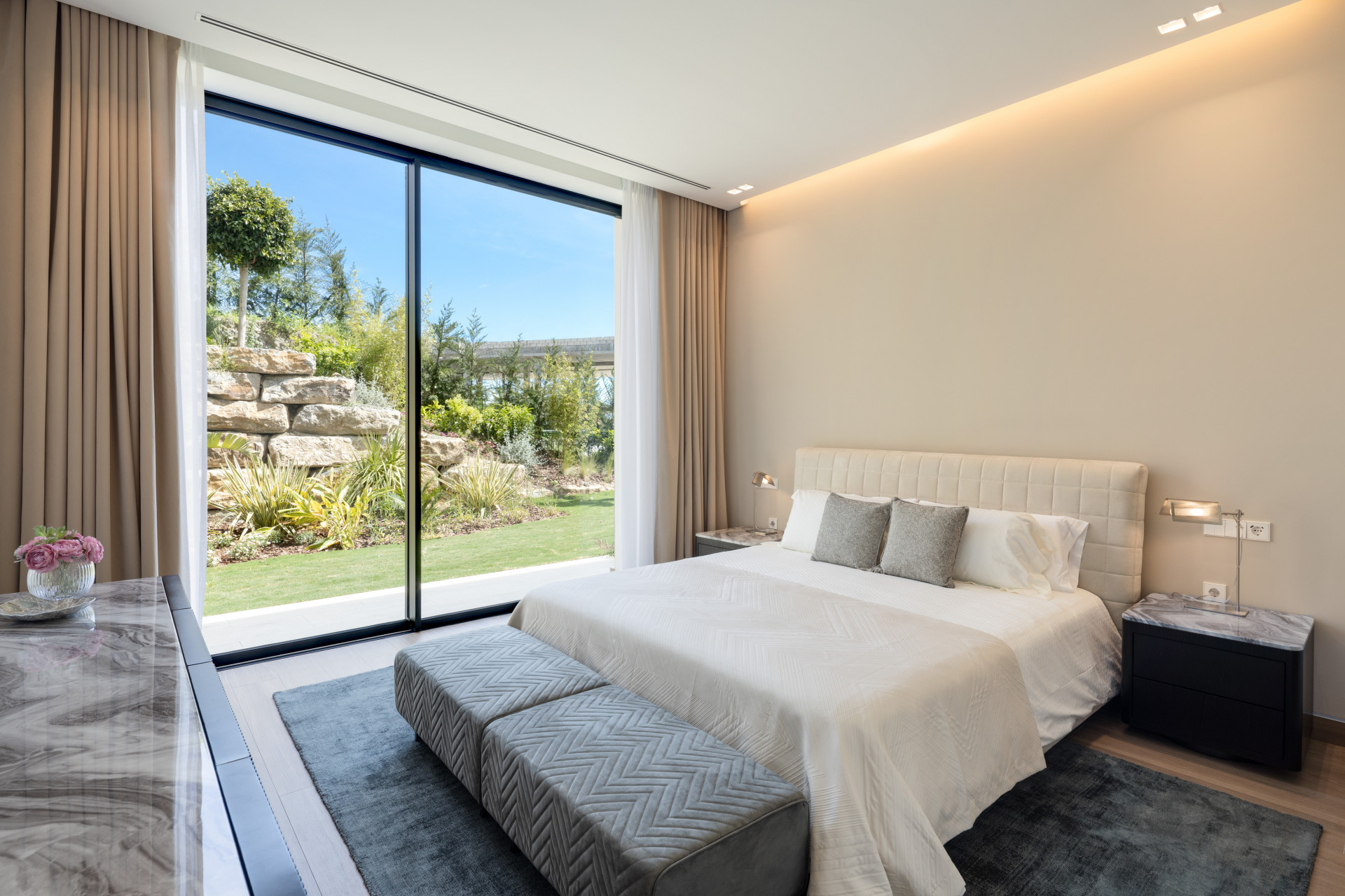 Moderní Vila s Panoramatickým Výhledem · Fotografie 11