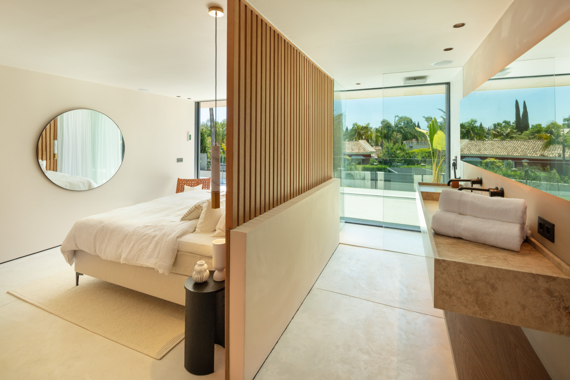 Modern Villa in Nueva Andalucía · Photo 15