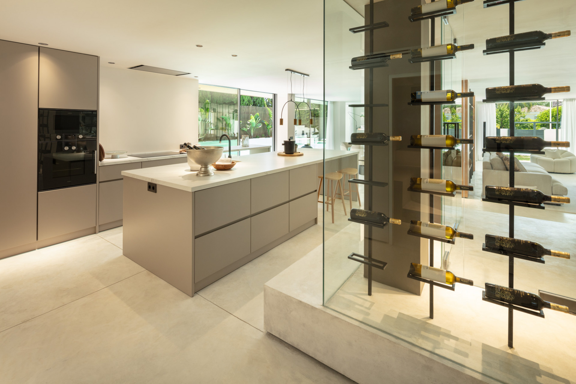Modern Villa in Nueva Andalucía · Photo 11