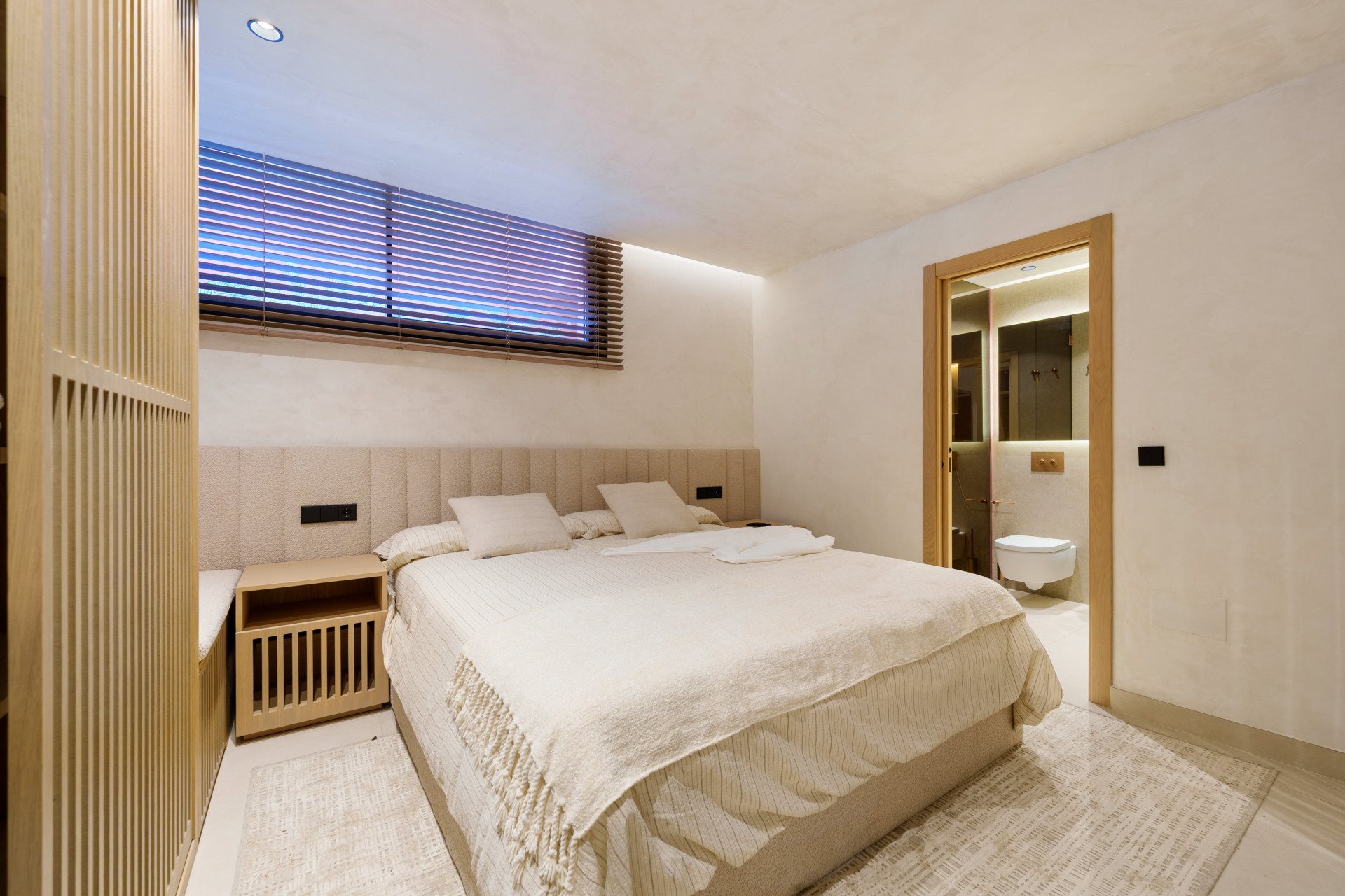 Apartment with Panoramic Views · Photo 12