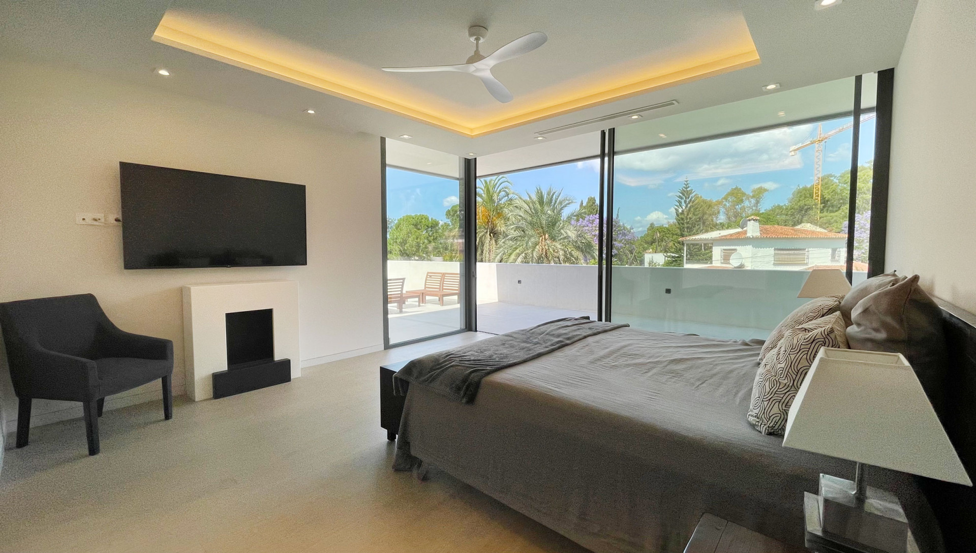 Moderní Vila s Privátním Bazénem · Fotografie 17