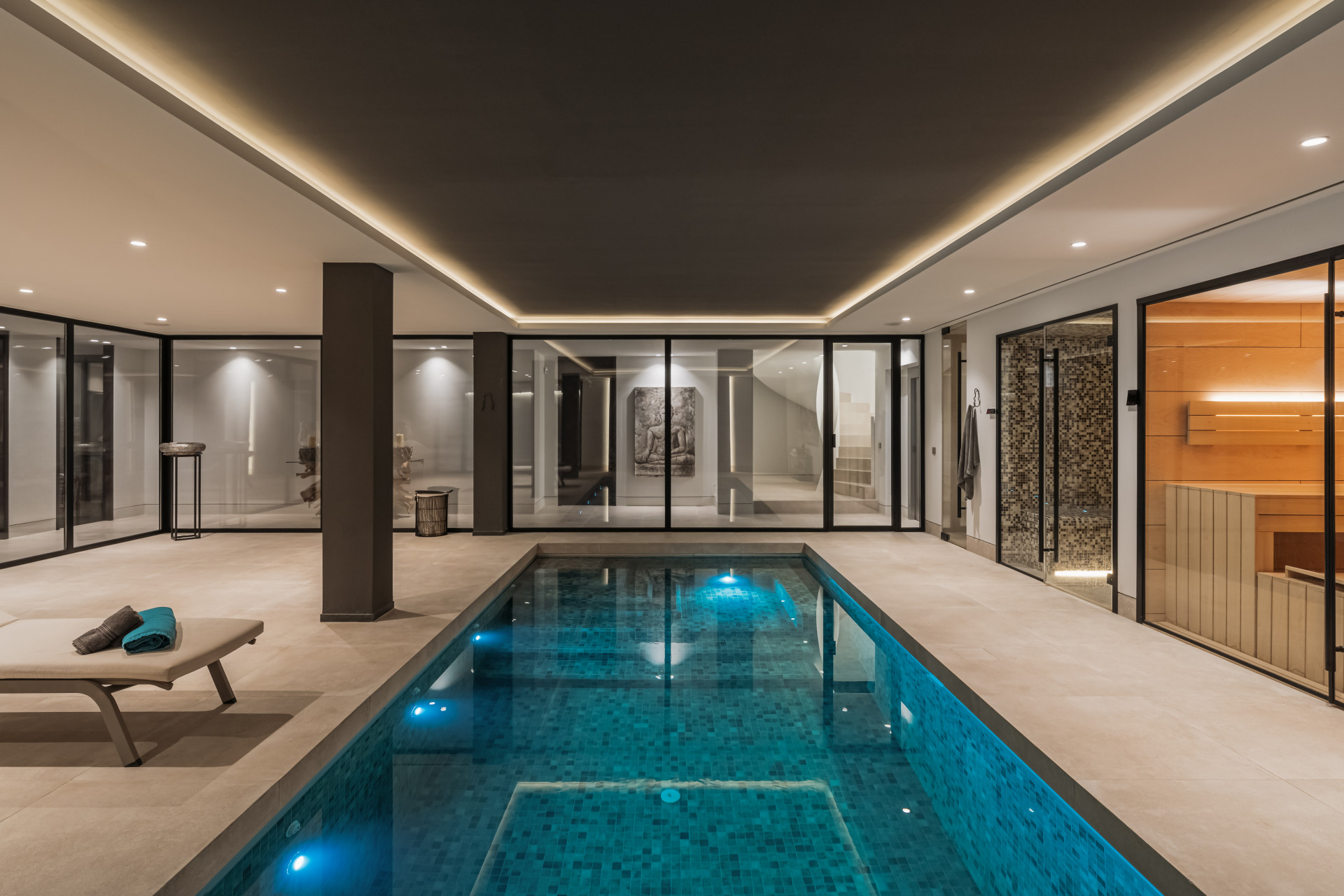 Moderní Luxusní Vila s Panoramatickým Výhledem · Fotografie 21