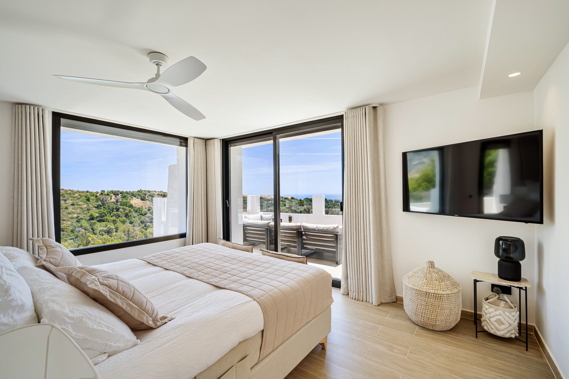 Villa with Stunning Sea Views · Photo 14