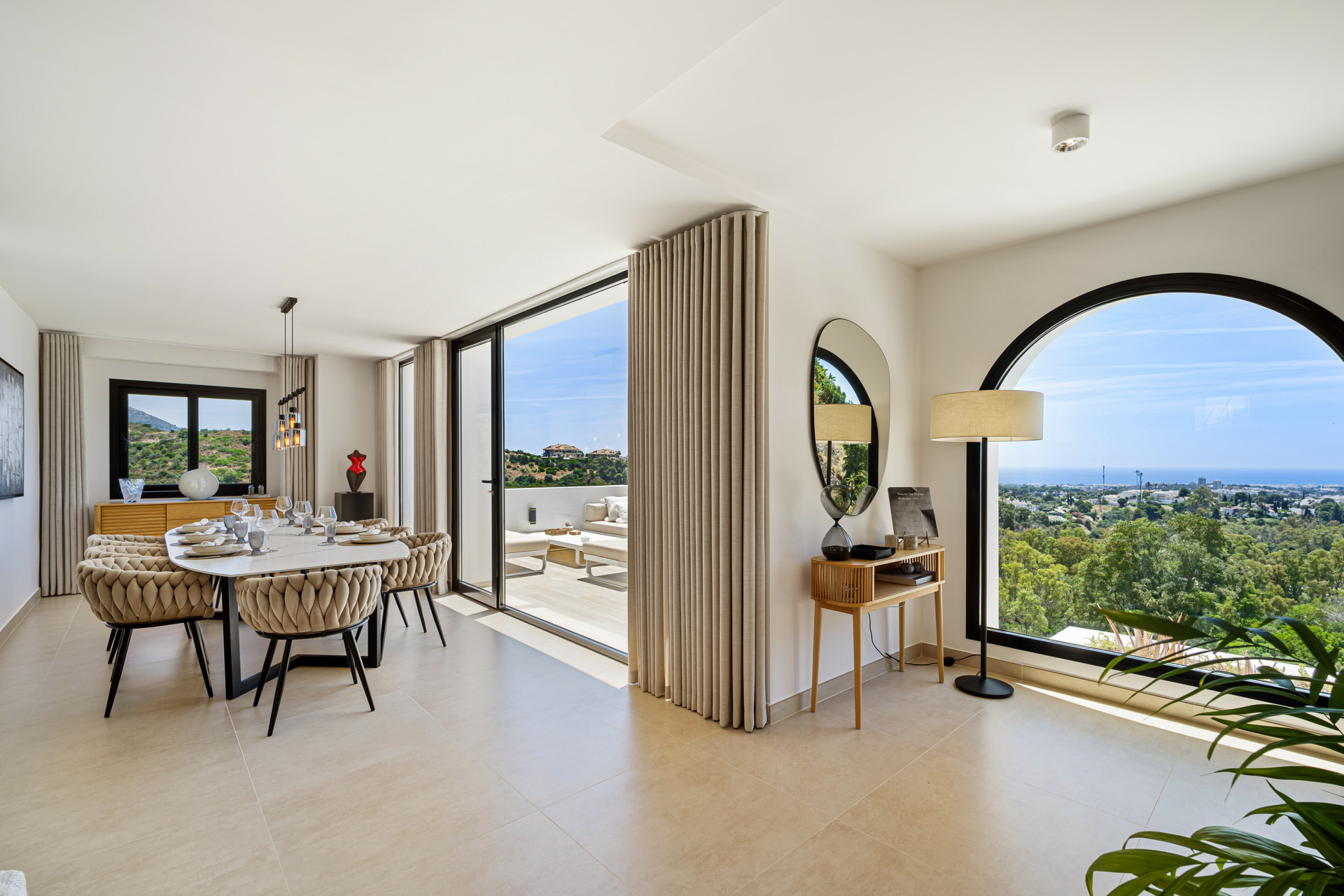 Villa with Stunning Sea Views · Photo 8
