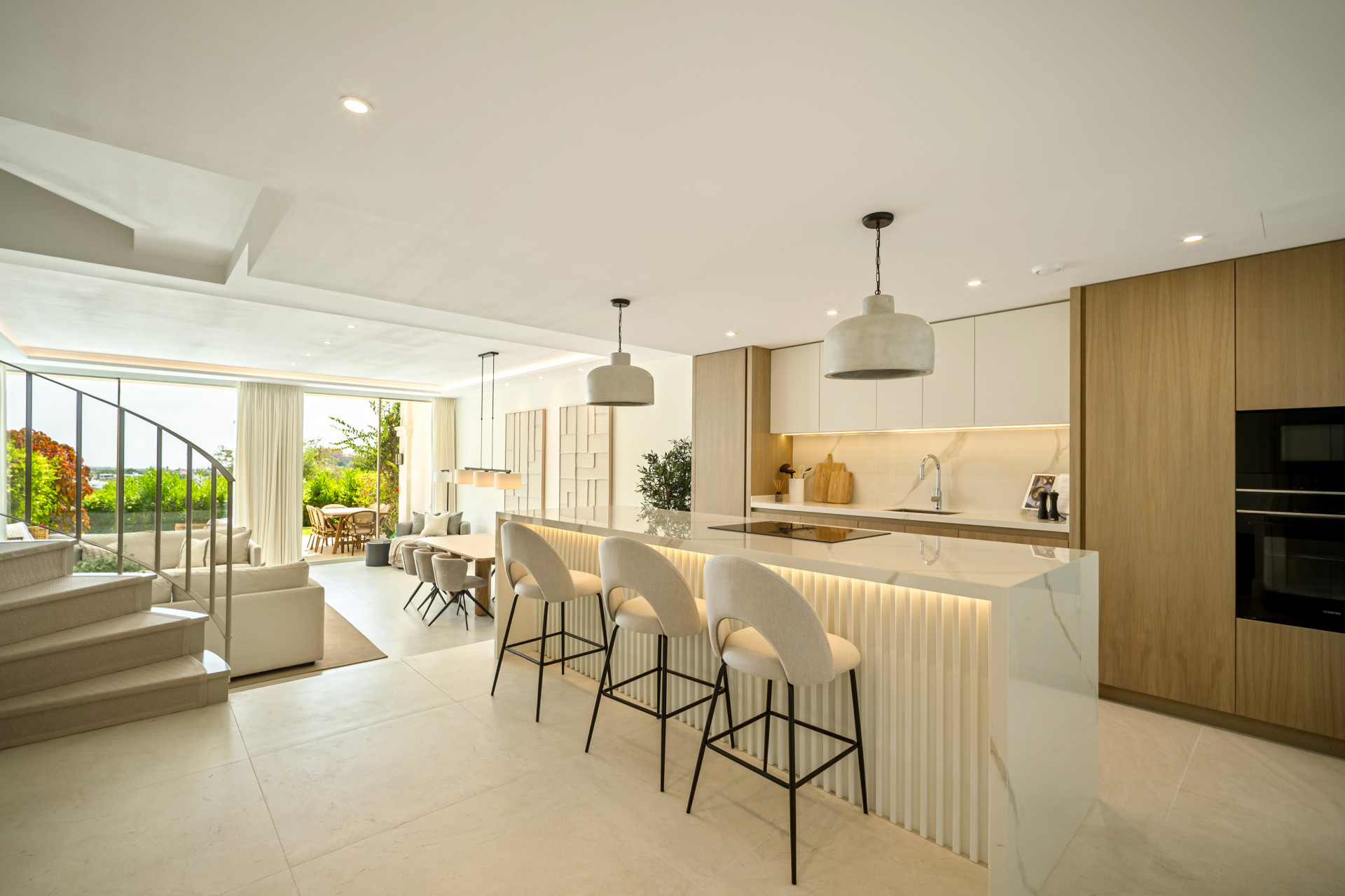 Town House with Stunning Views · Photo 11