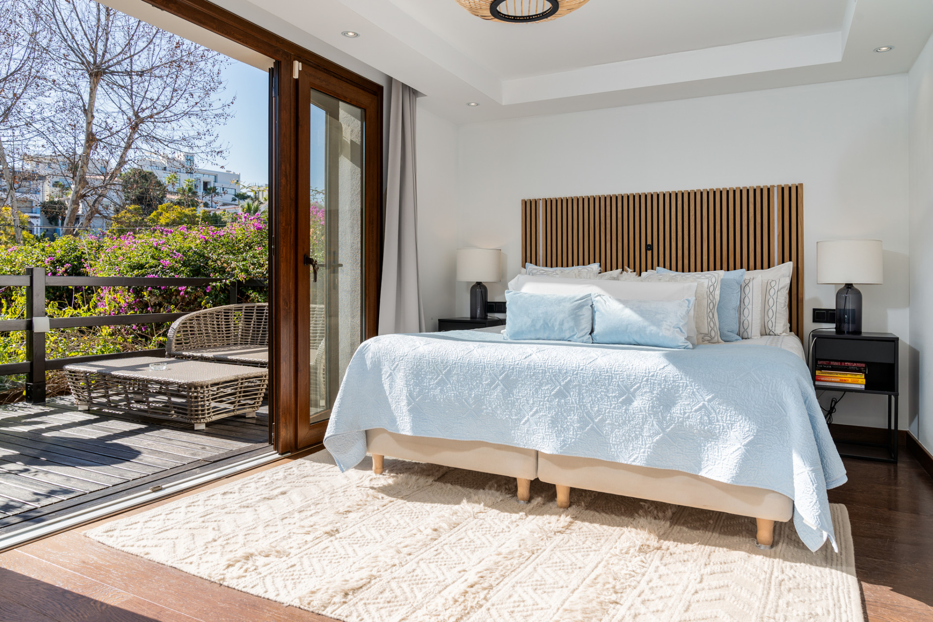 Villa with Private Heated Pool · Photo 14