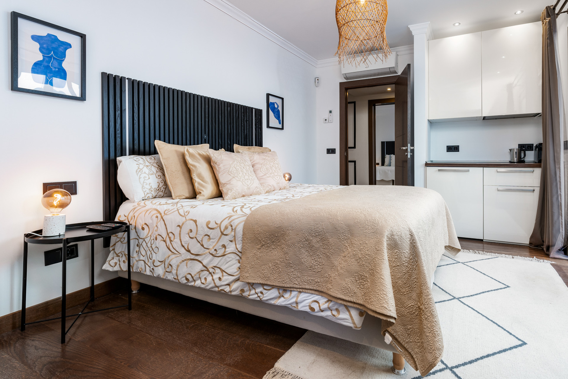 Villa with Private Heated Pool · Photo 15