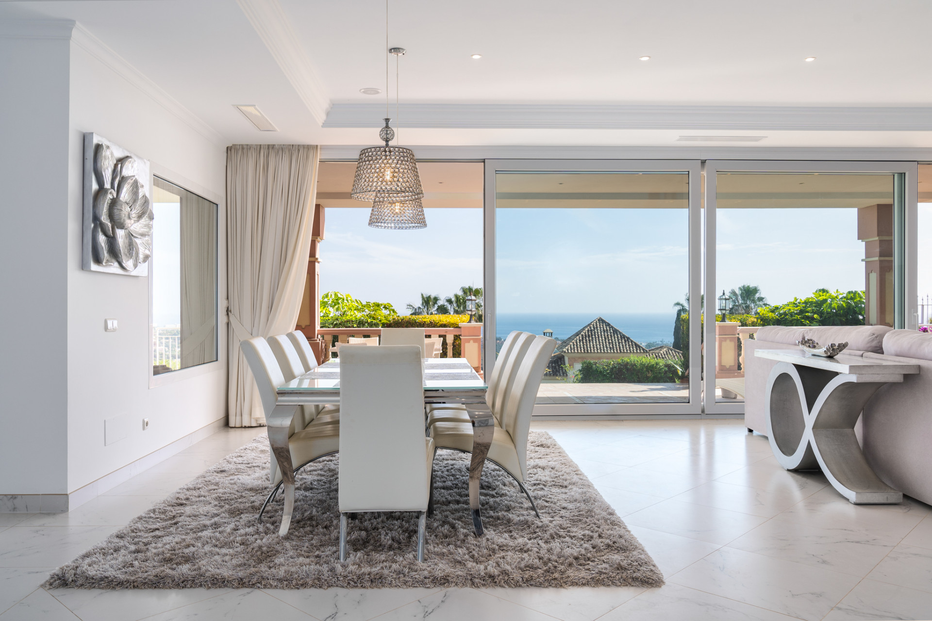 Luxury Villa with Panoramic Views · Photo 15