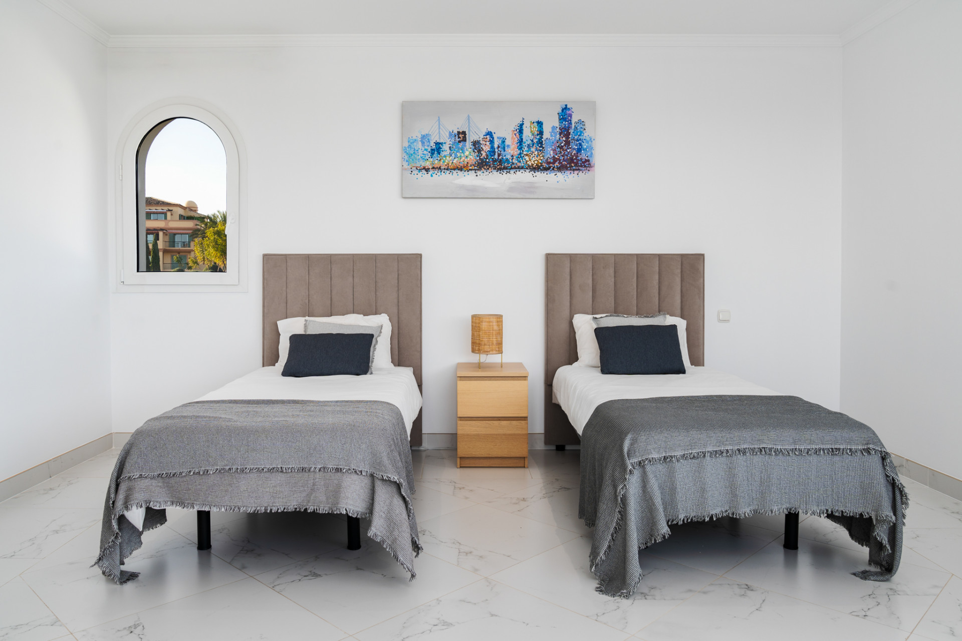 Luxury Villa with Panoramic Views · Photo 17
