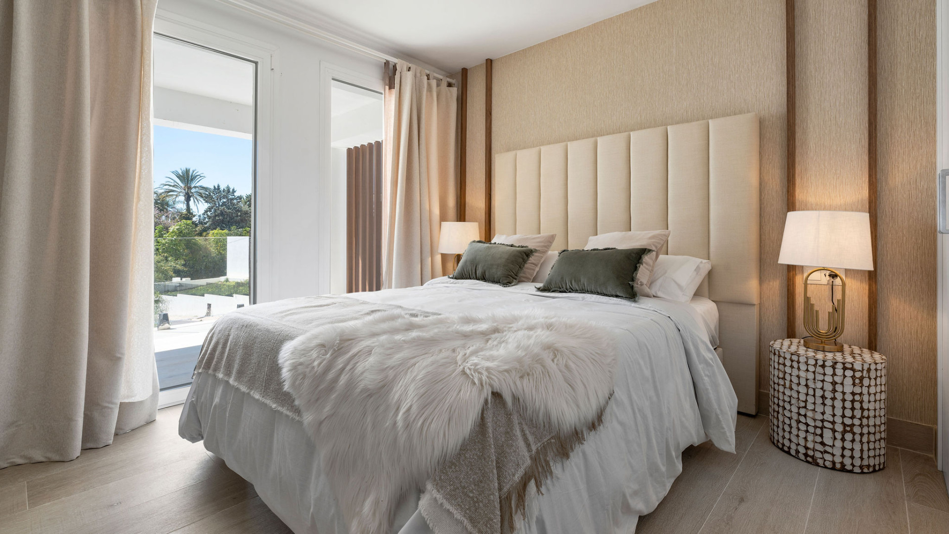 Renovated Villa with Private Pool · Photo 11