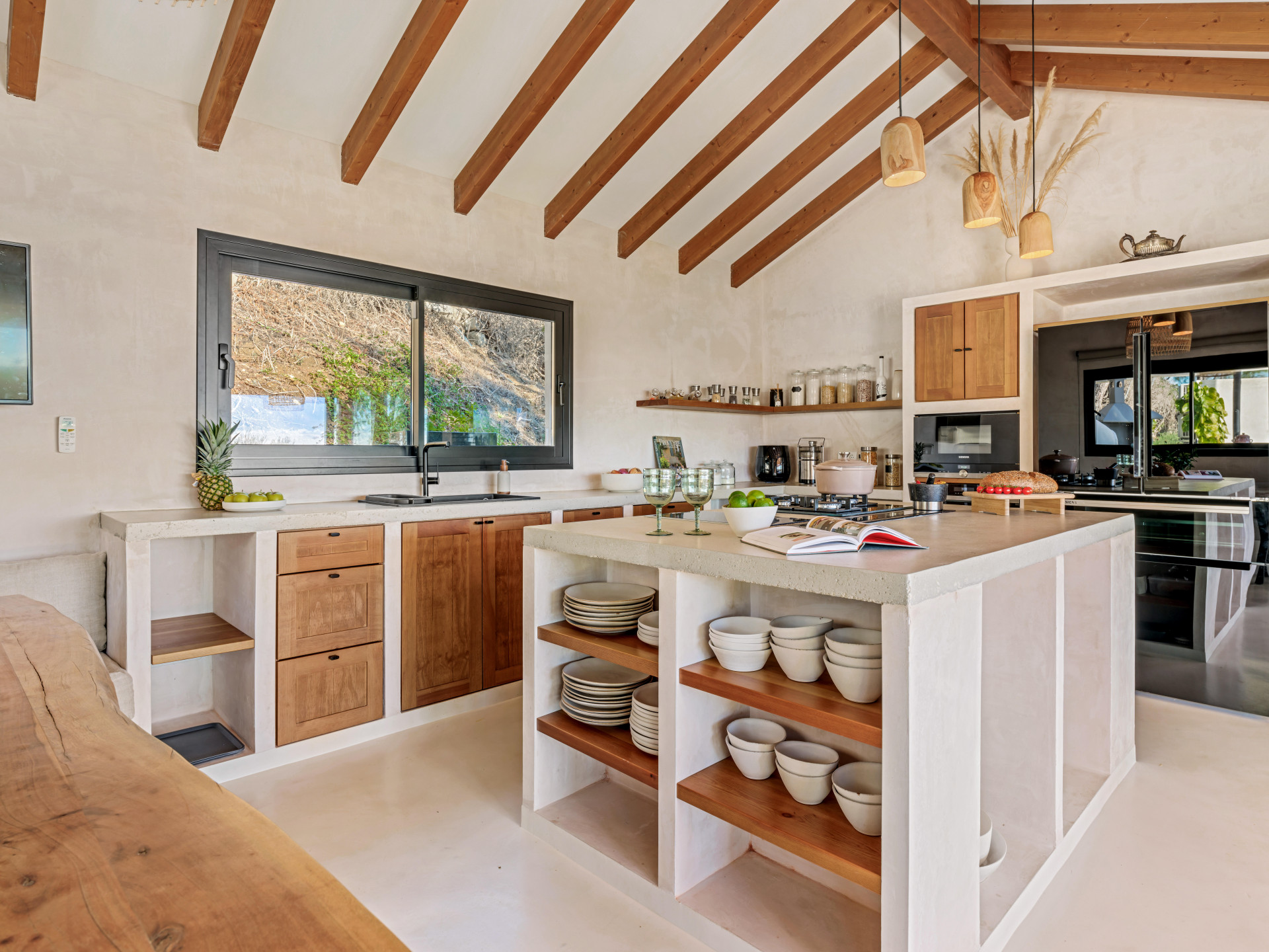 Villa with Panoramic Views · Photo 12