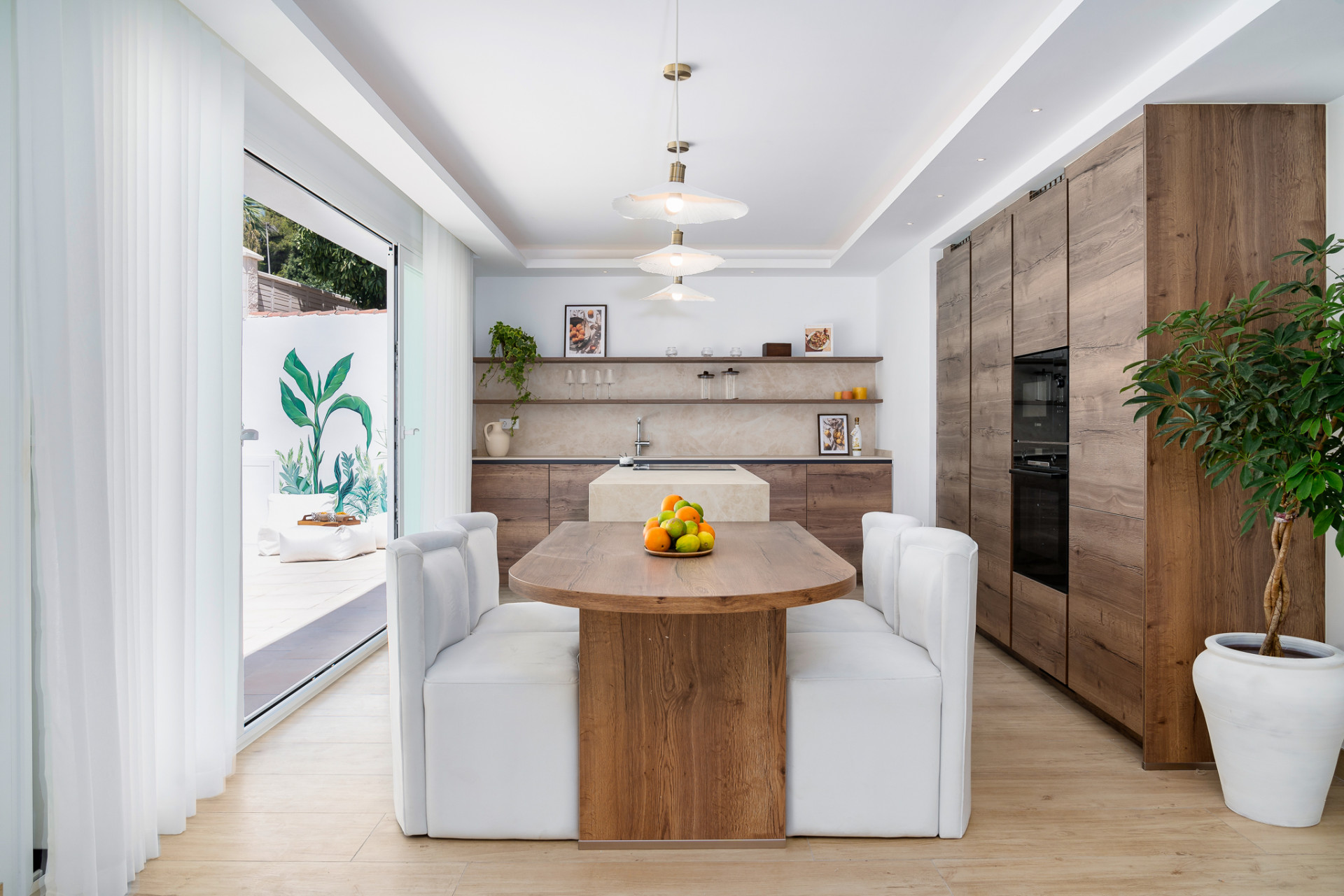 Renovated Villa with Private Pool · Photo 11