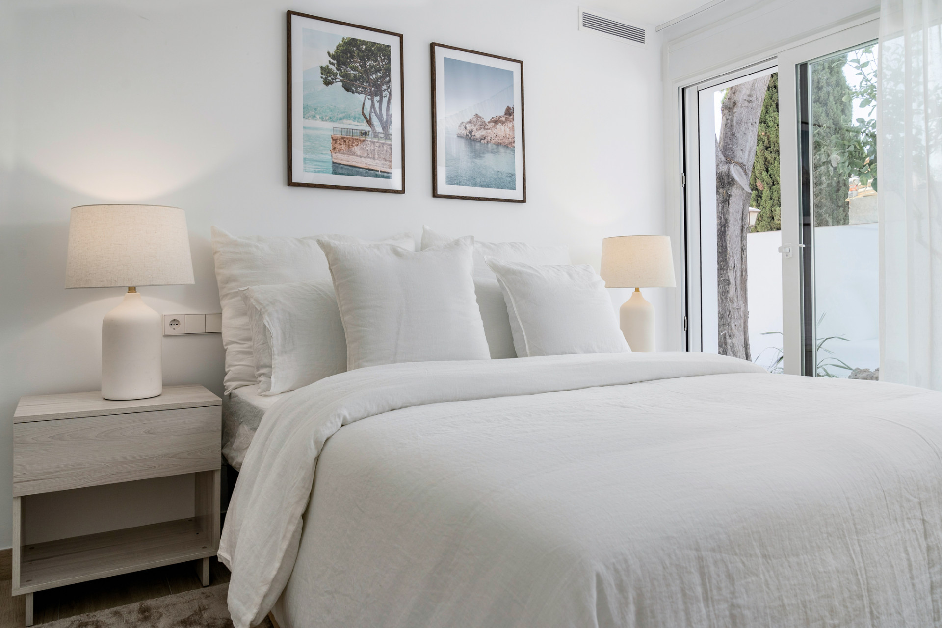 Renovated Villa with Private Pool · Photo 14