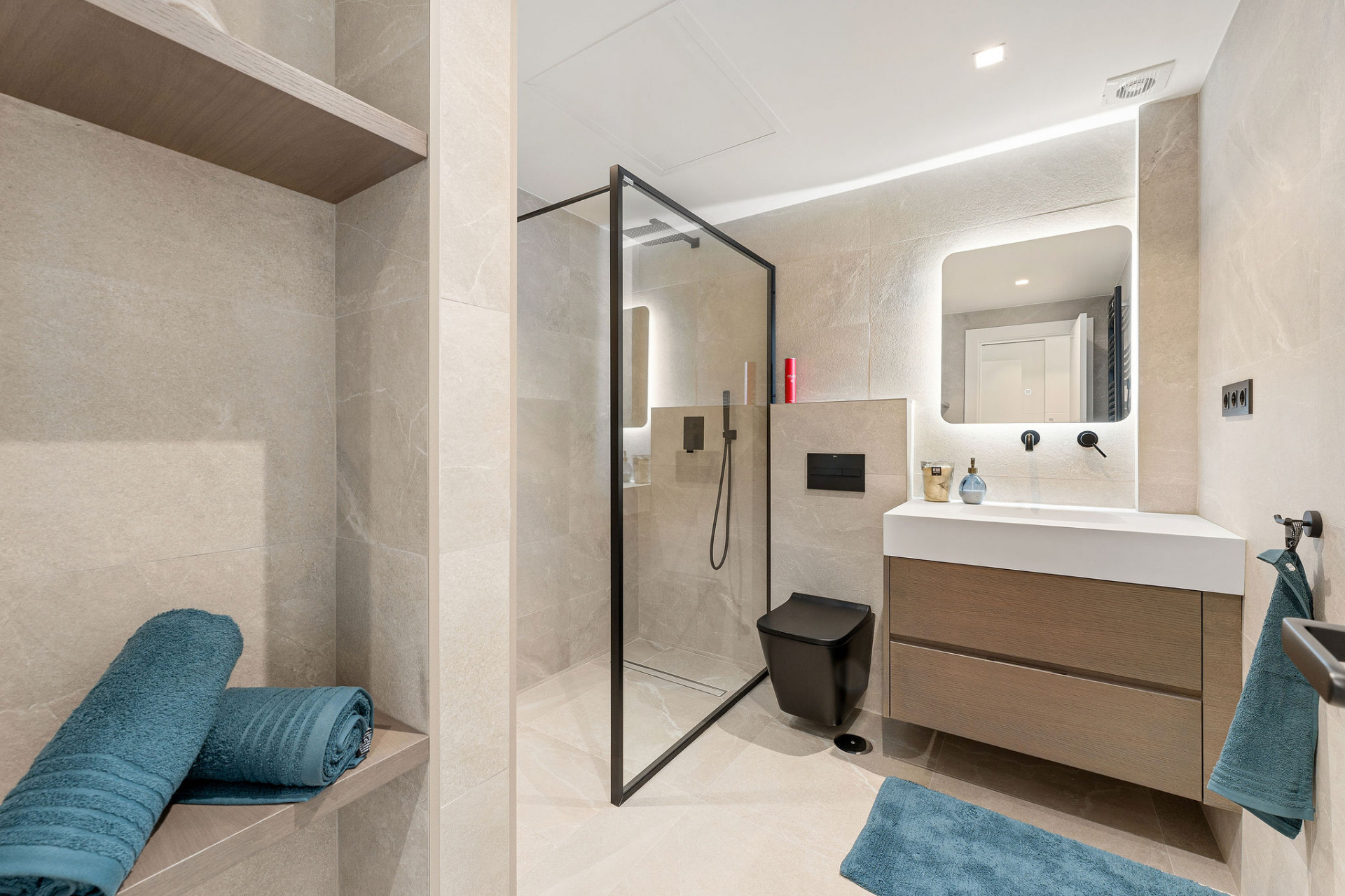 Duplexní Penthouse s Nádherným Výhledem · Fotografie 18