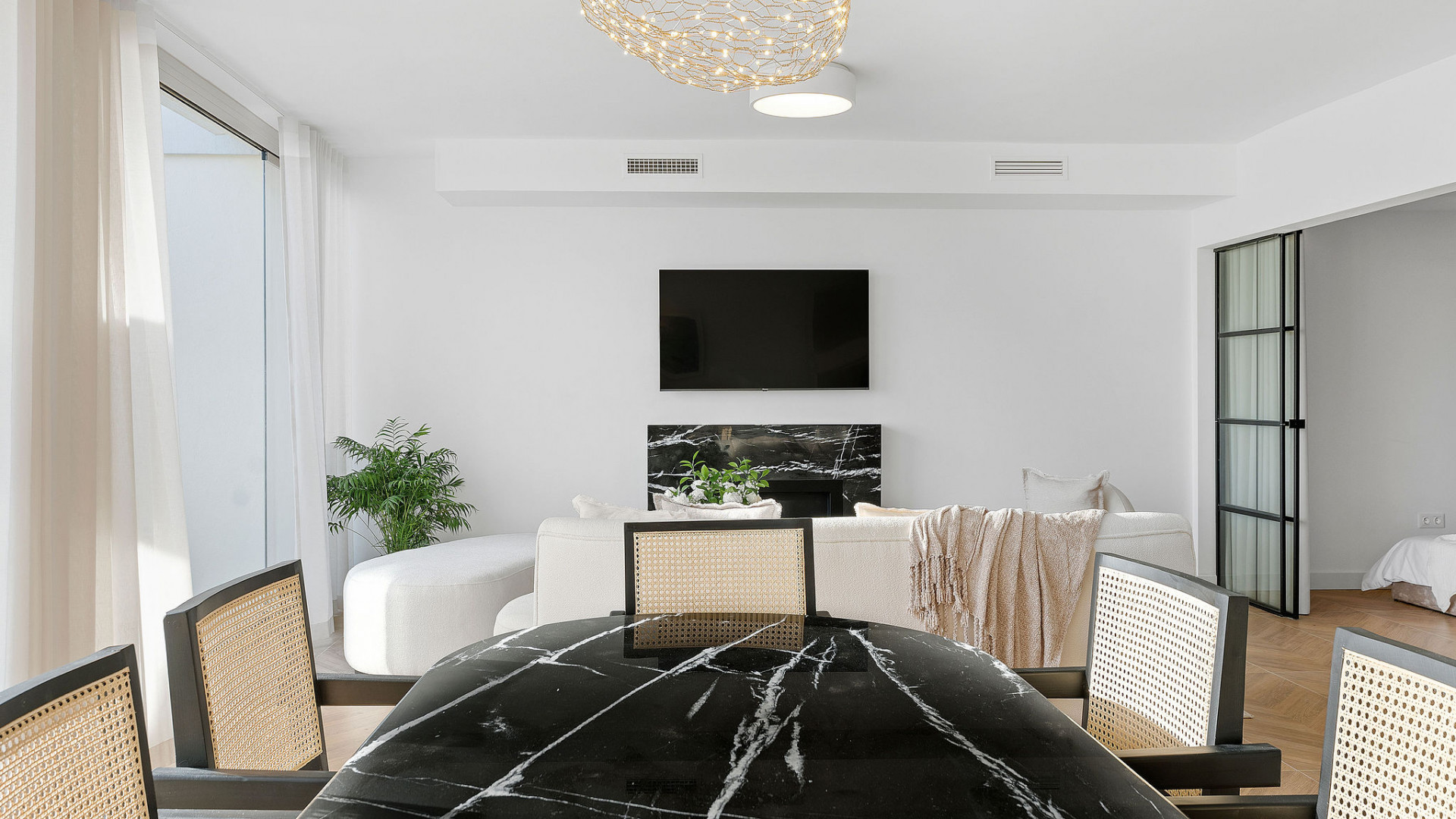 Přízemní Apartmán s Vlastním Bazénem · Fotografie 9