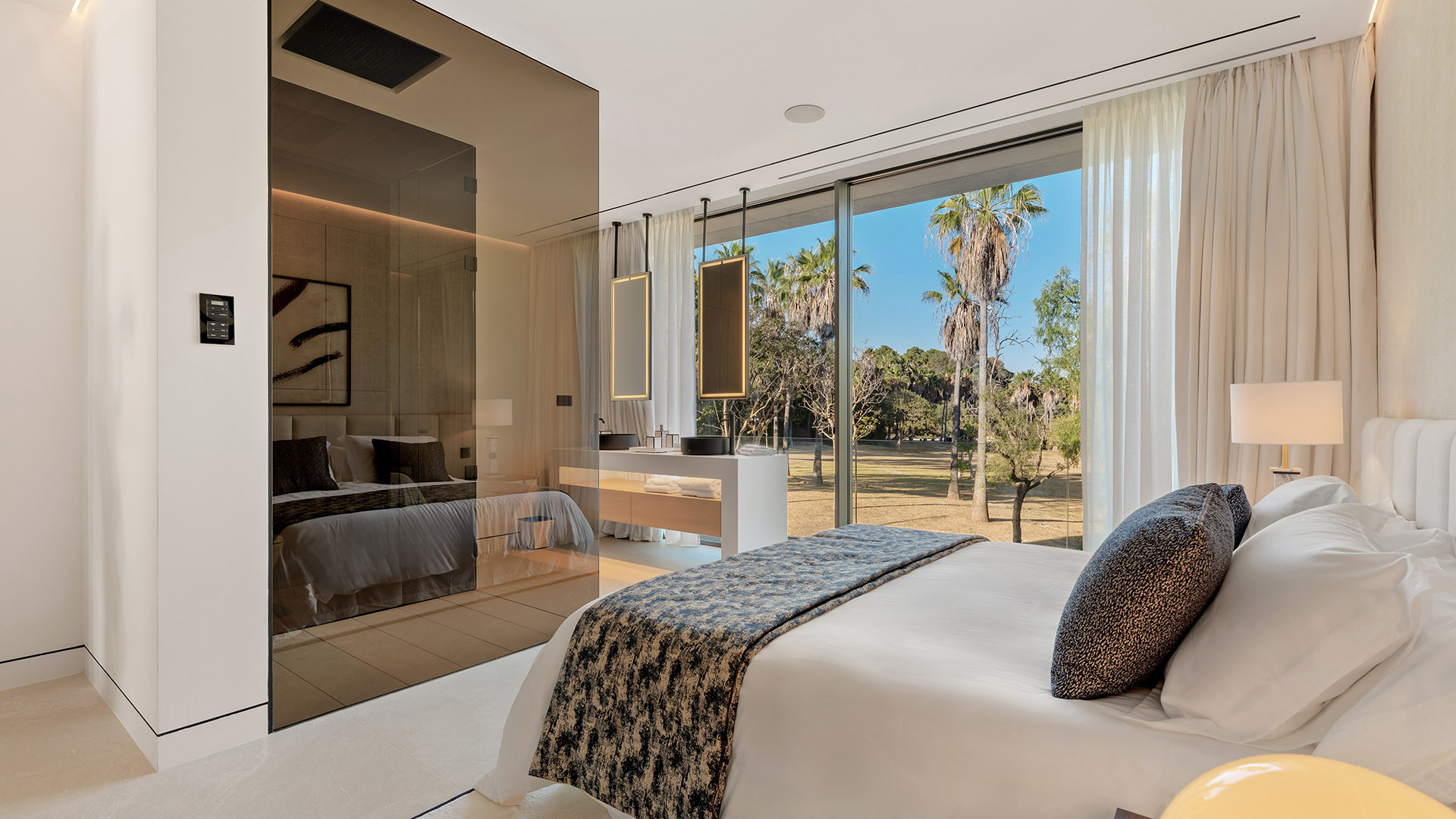 Semi-Detached Luxury Villa · Photo 14