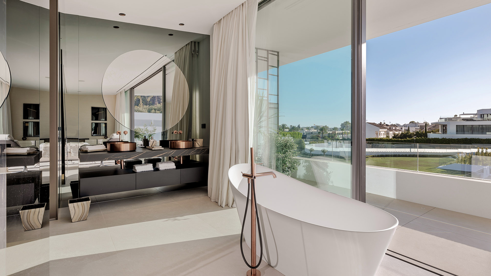 Semi-Detached Luxury Villa · Photo 20