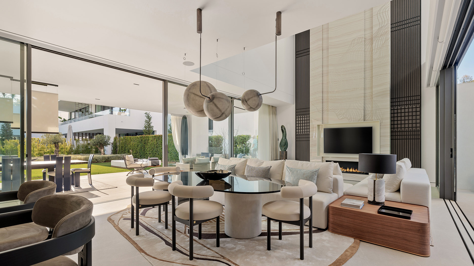 Semi-Detached Luxury Villa · Photo 8