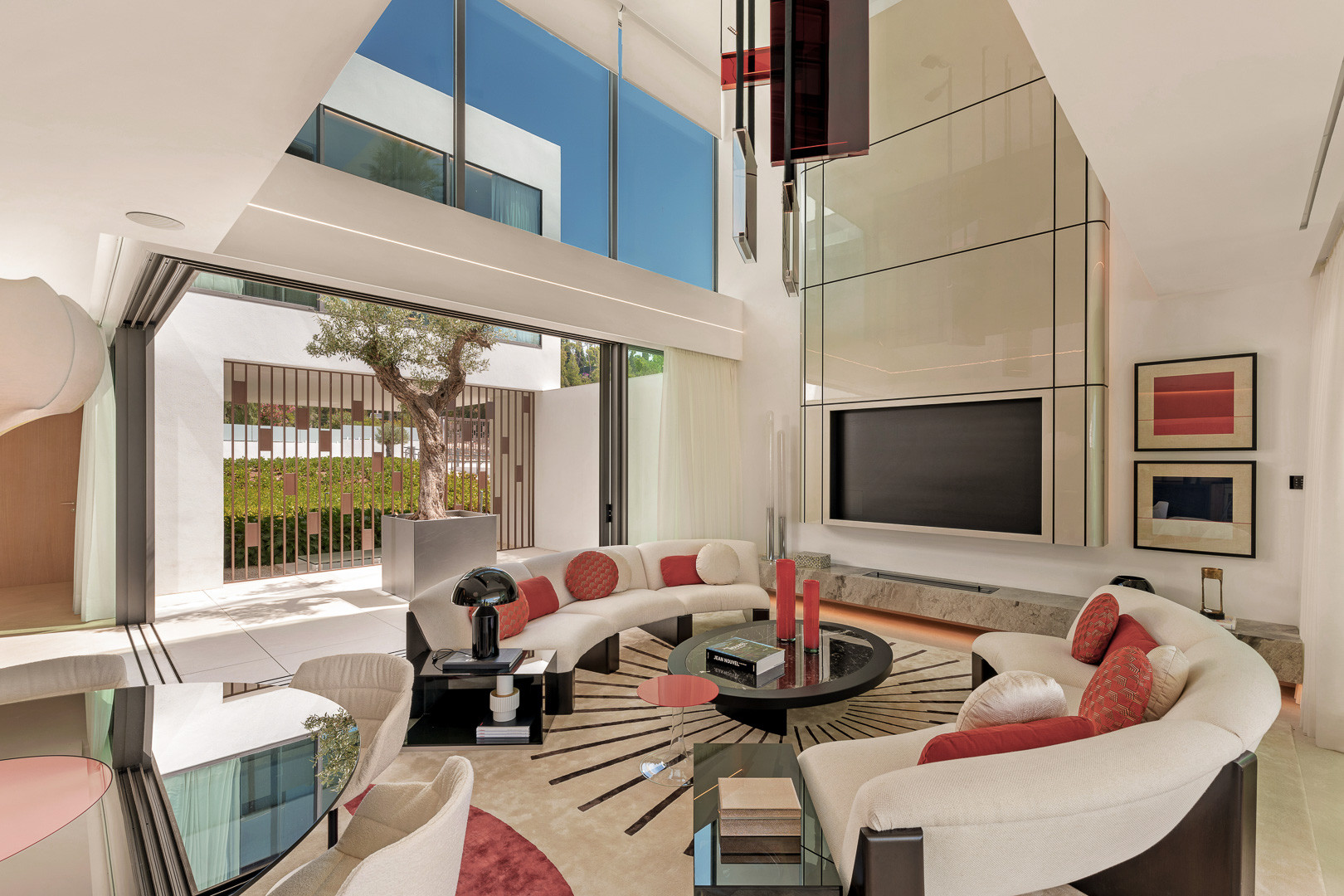 Semi-Detached Luxury Villa · Photo 8