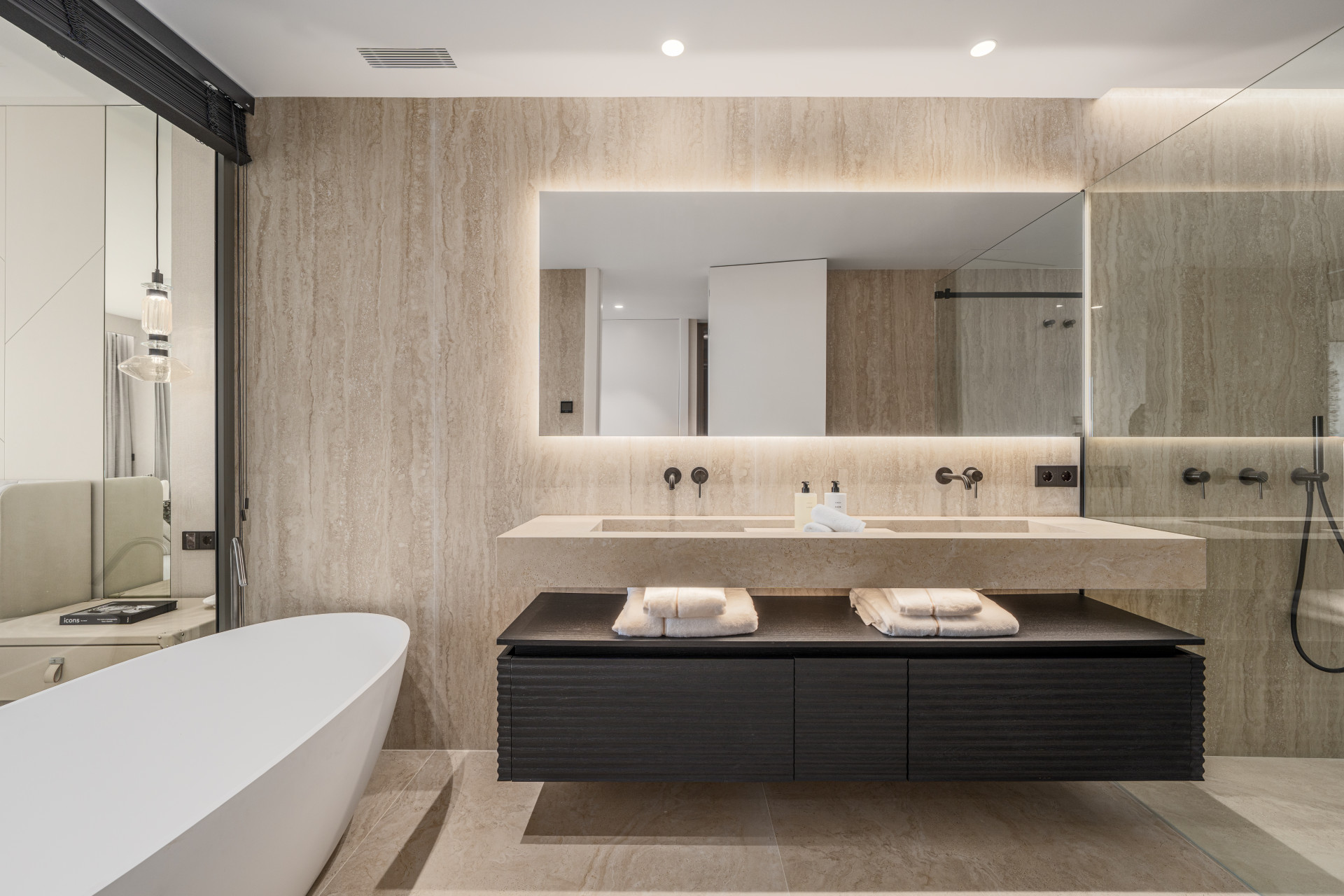 Apartment with Sea Views · Photo 19