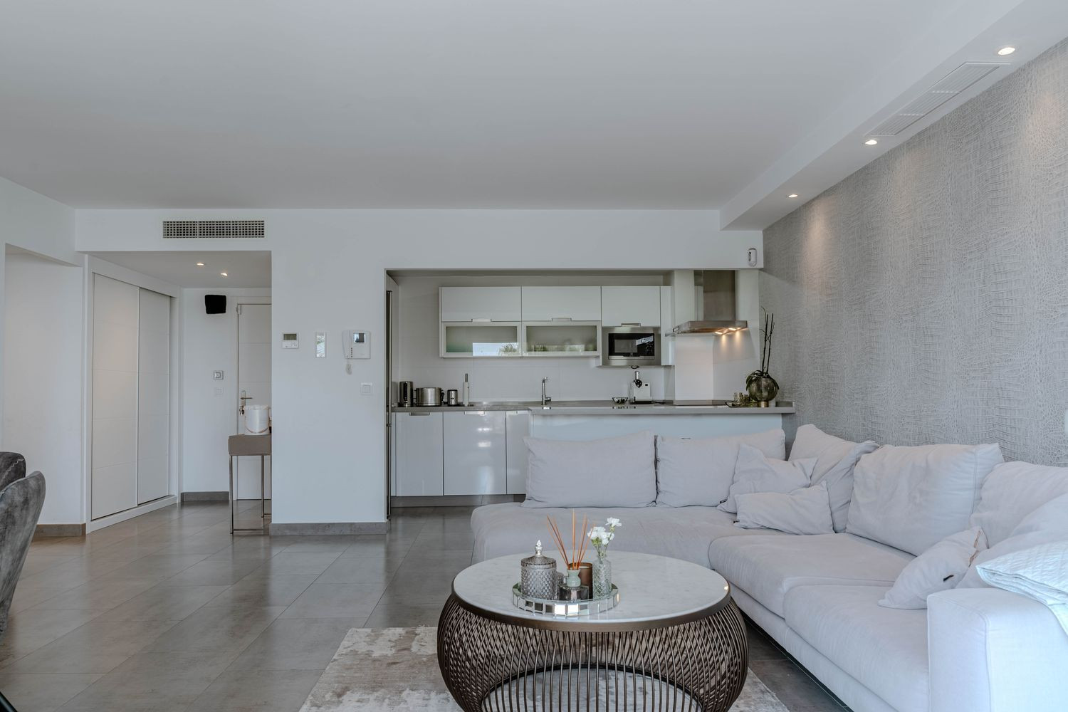 Nowoczesny Apartament z Zachwycającym Widokiem · Zdjęcie 9