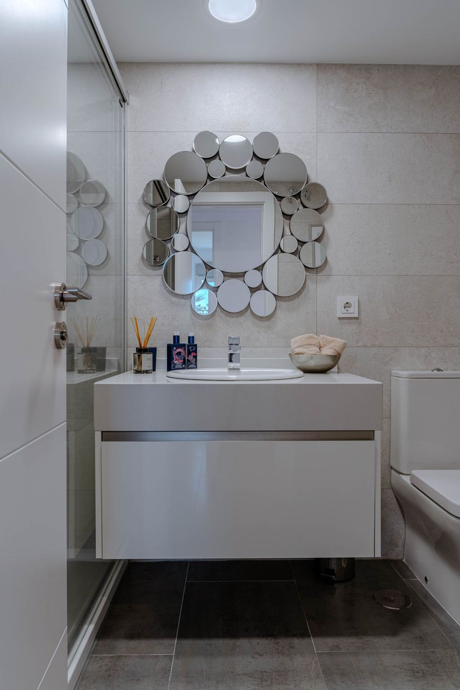 Nowoczesny Apartament z Zachwycającym Widokiem · Zdjęcie 16