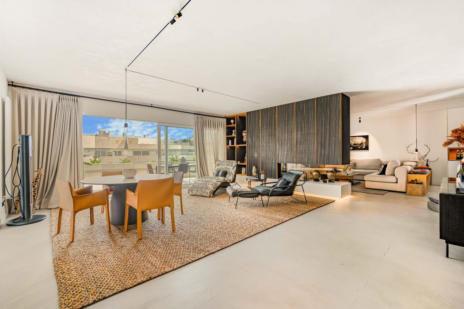 Luxury Duplex Penthouse with Sea Views · Photo 8
