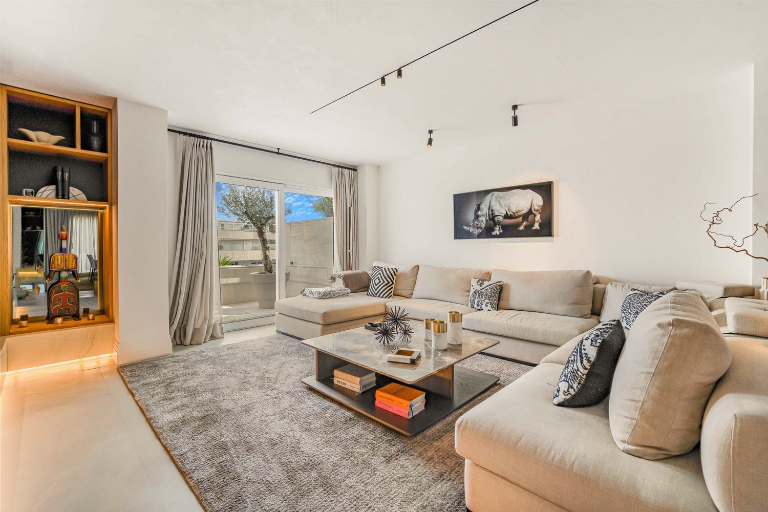 Luxury Duplex Penthouse with Sea Views · Photo 14