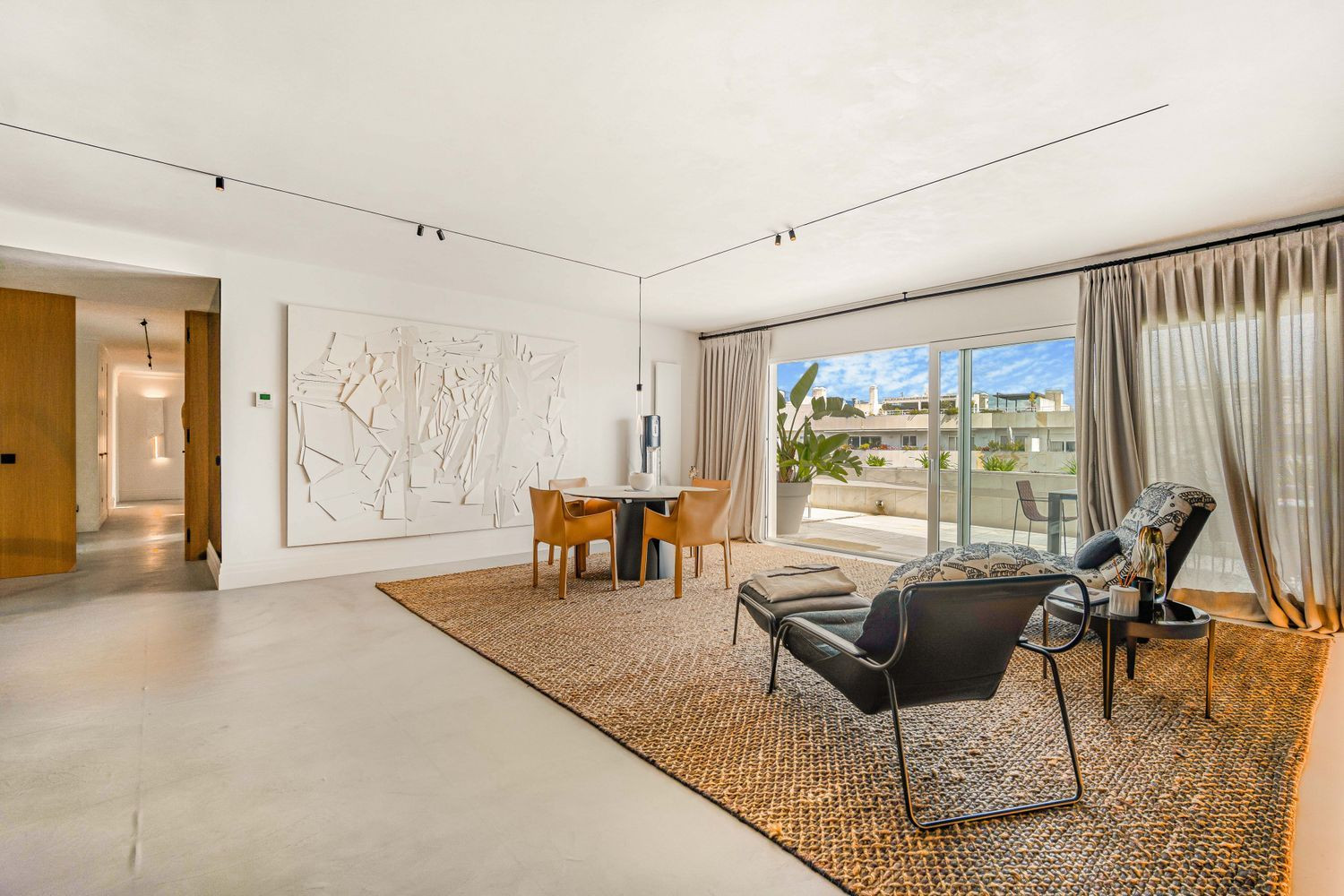 Luxury Duplex Penthouse with Sea Views · Photo 13