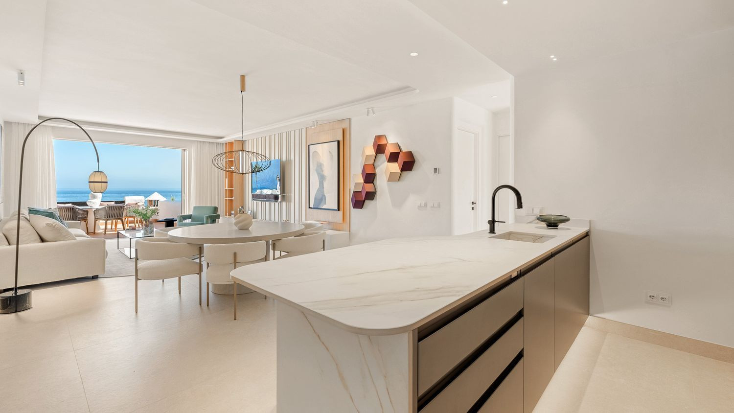 Luxury Duplex Penthouse with Sea Views · Photo 9