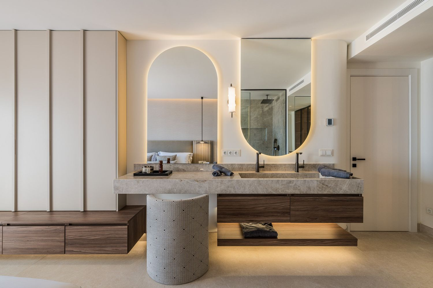 Luxury Duplex Penthouse with Sea Views · Photo 17