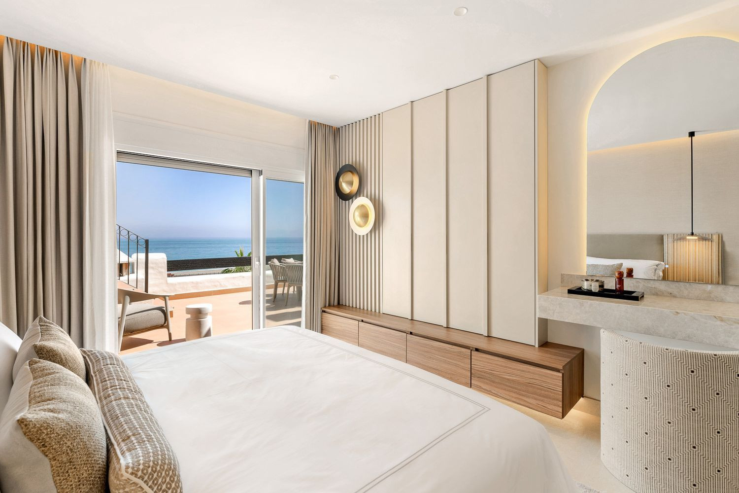 Luxury Duplex Penthouse with Sea Views · Photo 14